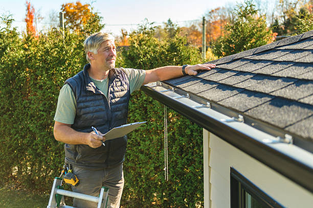 Professional Metal Roofing technician working in Baldwin, ND